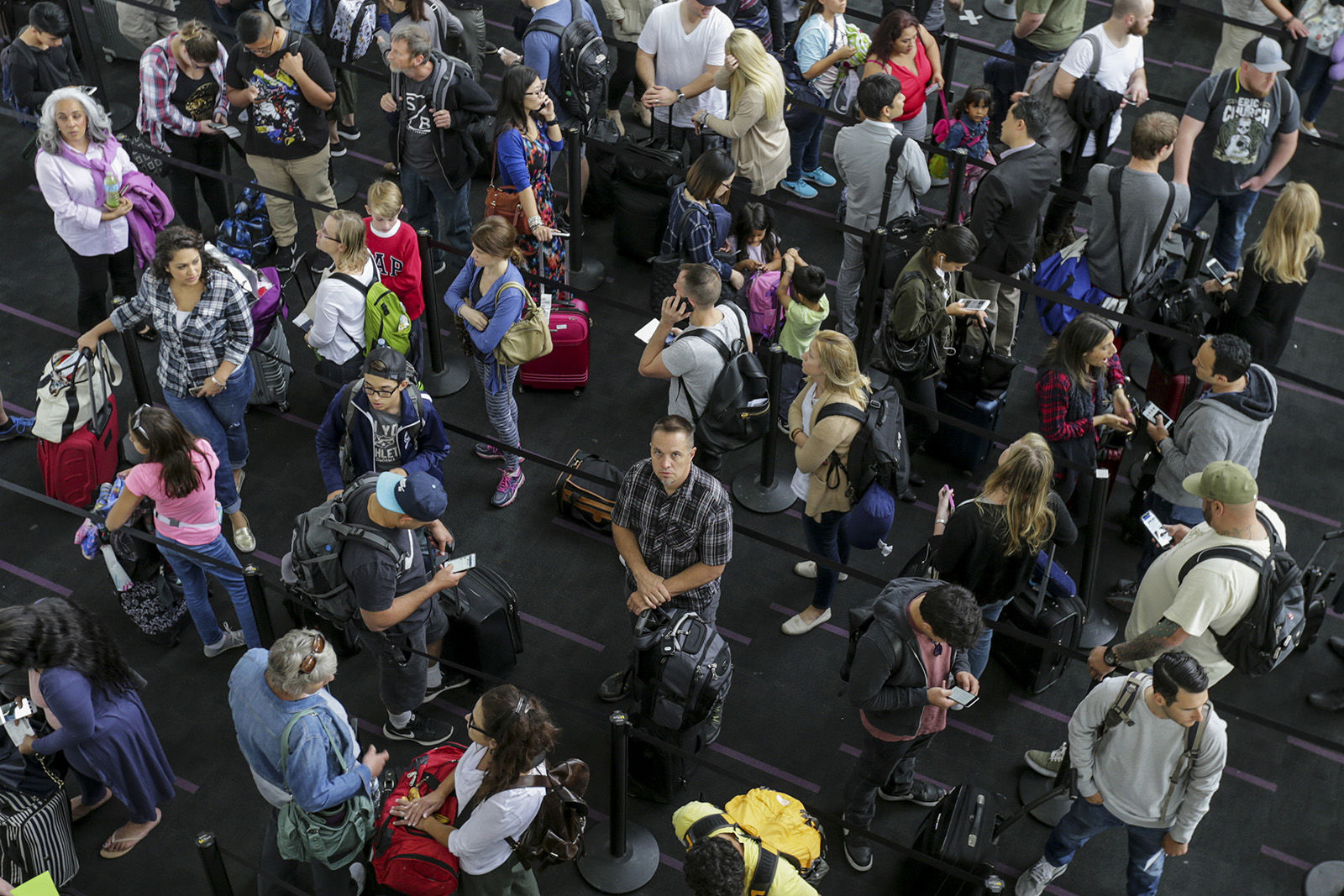 2. Los Angeles International Airport